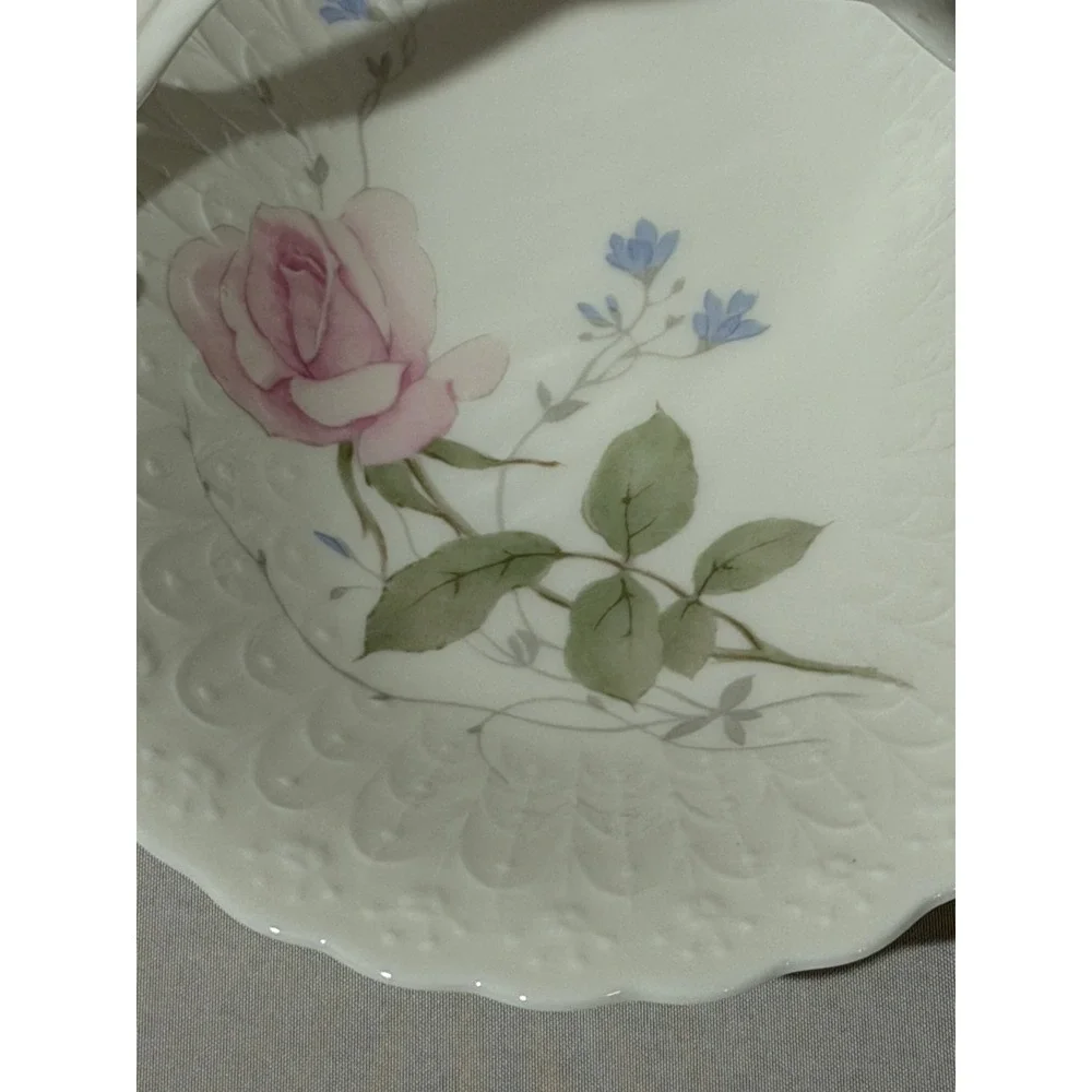 Mikasa April Rose B2053 Bone China Basket Pink Floral Twisted‎ Handle Japan